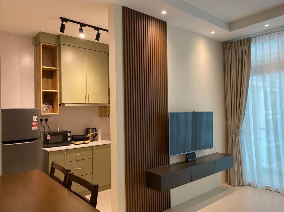 Myhome @ Riverine Resort Kuching Exteriér fotografie